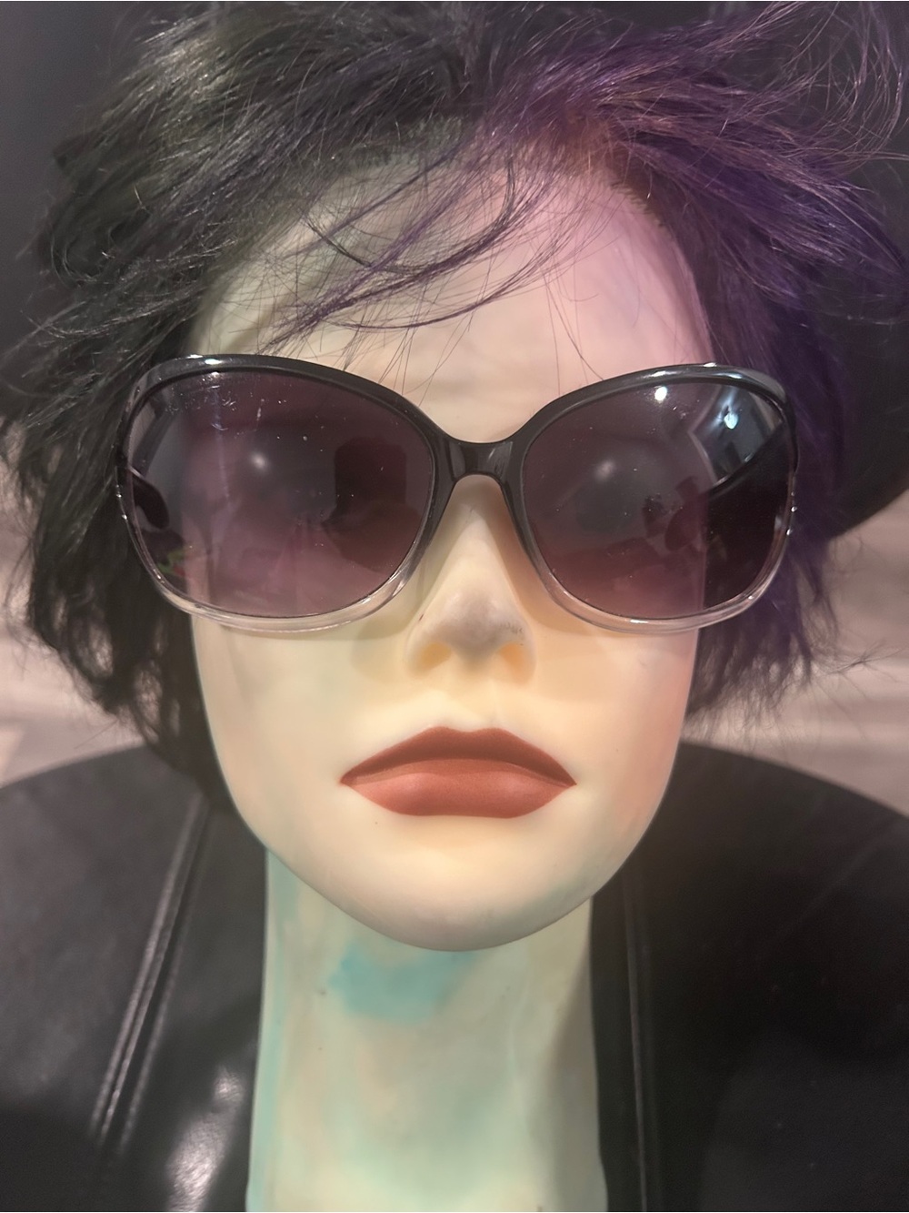 Oversized Gradient Lens Women’s Sunglasses - Black Frame